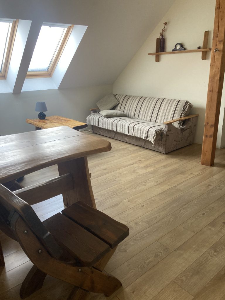 DF83C13B 6E4B 4E10 AC05 9DFE860ACD54 2 768x1024